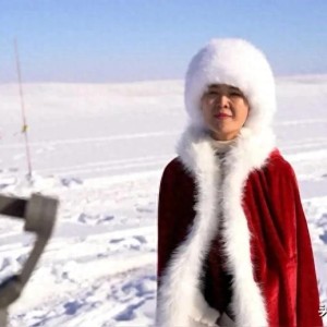 新疆辟谣贺娇龙未去世？人还在医院，其母曾哭着不让她再骑马