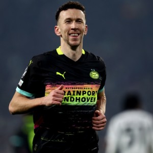 完美体育-记者：国米评估考量邓弗里斯的战术作用 佩里西奇仍在引援名单中